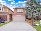 423 Seneca Crt, Newmarket