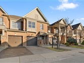 110 Expedition Cres, Whitchurch-Stouffville