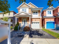 62 Warren Bradley St, Markham