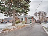 67 Longford Dr, Newmarket