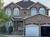 288 Highglen Ave Lower, Markham