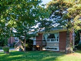 375 Neal Dr, Richmond Hill