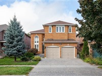 27 Alpine Cres, Richmond Hill