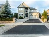 35 Vandervoot Dr, Richmond Hill