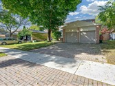 22 The Bridle Tr, Markham