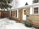 93 Hill Dr, Aurora