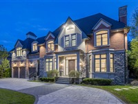 11 Helen Ave, Vaughan