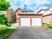 78 Bonny Meadows Dr, Aurora