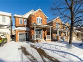 18 Harry Sanders Ave, Whitchurch-Stouffville