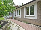 780 Greenfield Cres, Newmarket