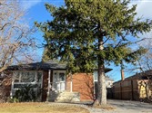 95 Sussex Ave (Bsmt), Richmond Hill