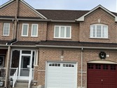 14 Barr Cres, Aurora