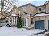 49 Warren Bradley St, Markham