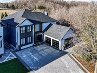 72 Chatsworth Crt, Vaughan