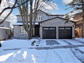 58 Lensmith Dr, Aurora