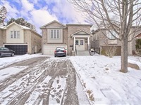 16 Hillview Dr, Newmarket