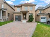 255 Queen Filomena Ave, Vaughan