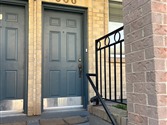 75 Weldrick Rd 606, Richmond Hill