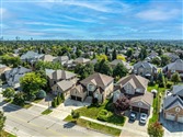 215 Thomson Creek Blvd, Vaughan