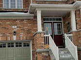 9 Homer Cres, Aurora