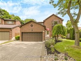 10 Spanhouse Cres, Markham