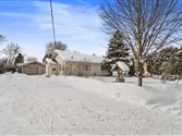 6950 Yonge St, Innisfil