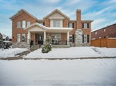 42 Manor Hampton St, East Gwillimbury