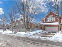 4 Futura Ave, Richmond Hill