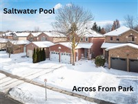 690 College Manor Dr, Newmarket