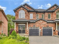 755 John Cole Crt, Newmarket