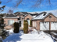 176 Laurentian Blvd, Vaughan