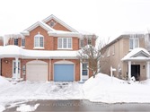 243 Tom Taylor Cres, Newmarket