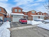 15 Cog Hill Dr, Vaughan