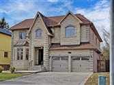 32 Gainsville Ave, Markham