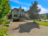 111 Hillview Rd, Aurora