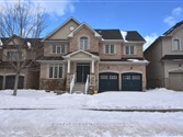 1019 Wilbur Pipher Circ, Newmarket