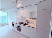 5 Buttermill Ave 3105, Vaughan