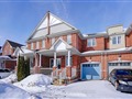 100 Dovetail Dr, Richmond Hill