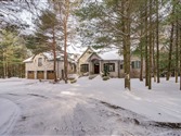 10 Woodlot Crt, Whitchurch-Stouffville