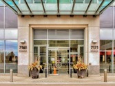 7171 Yonge St 2408, Markham