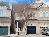 1300 Blencowe Cres, Newmarket
