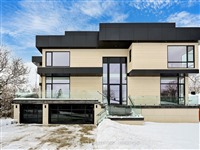 8 Poplar Dr, Richmond Hill