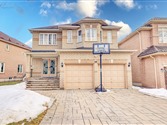 17 Ferncliffe Cres, Markham