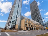 9 Buttermill Ave Th 5, Vaughan