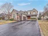 60 Country Club Dr, King