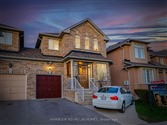 185 Red Maple Rd, Richmond Hill