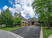 74 Country Club Dr, King