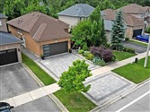 121 Humberland Dr, Richmond Hill