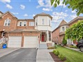 27 Hollidge Blvd, Aurora