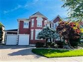 26 Yellow Birch Cres, Richmond Hill